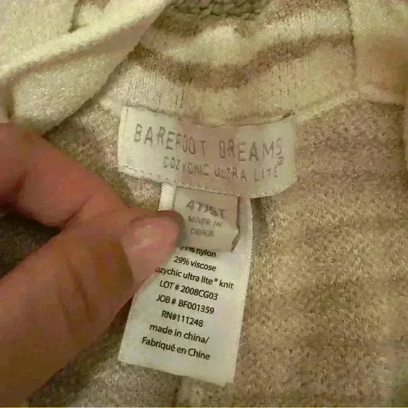 BAREFOOT DREAMS
Little Girl's Zebra-Print Shortall 4T/5T - Picture 3 of 3